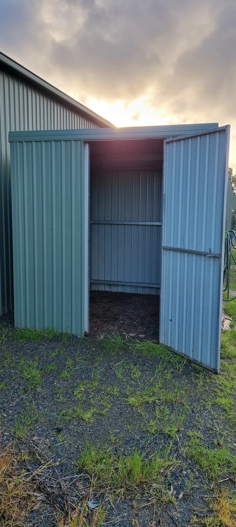 Lockable paved tack sheds